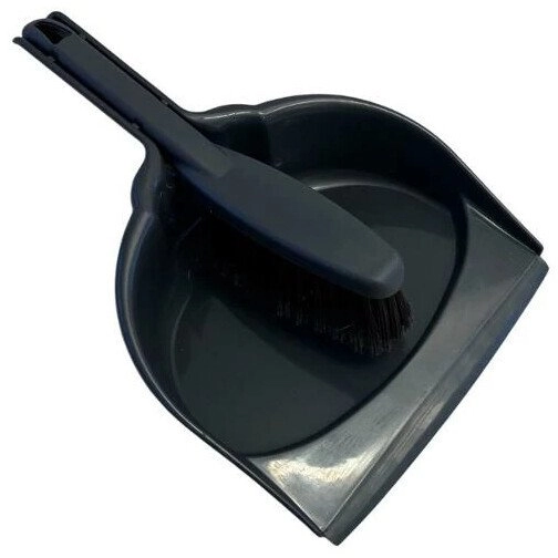 Sweeping tray and broom in set
