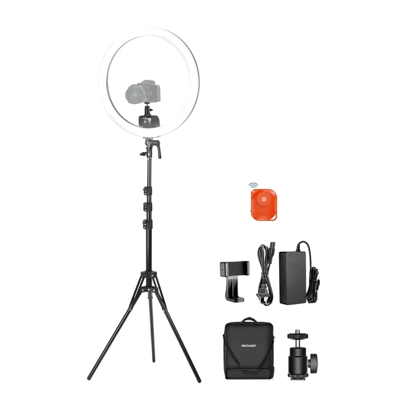 Selfie kit with a round LED