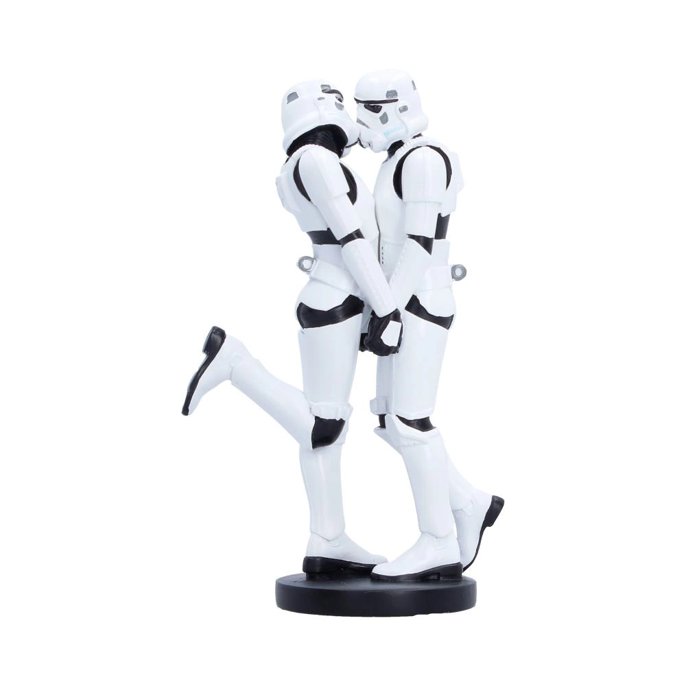 Nemesis - Stormtrooper First Kiss B7728C26