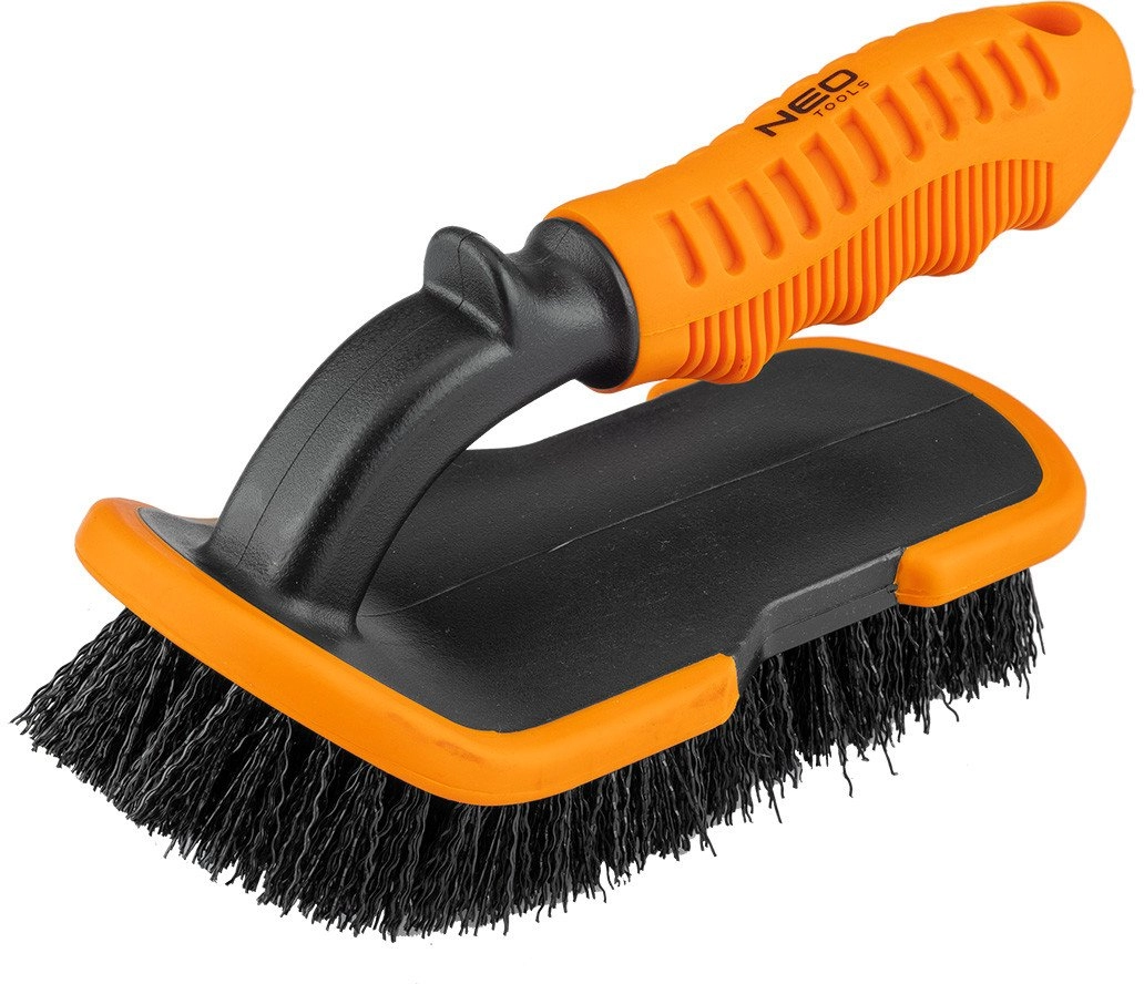 Universal brush for tires and upholstery