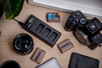 Nitecore camera charger Newell CD-USB-C three-channel
