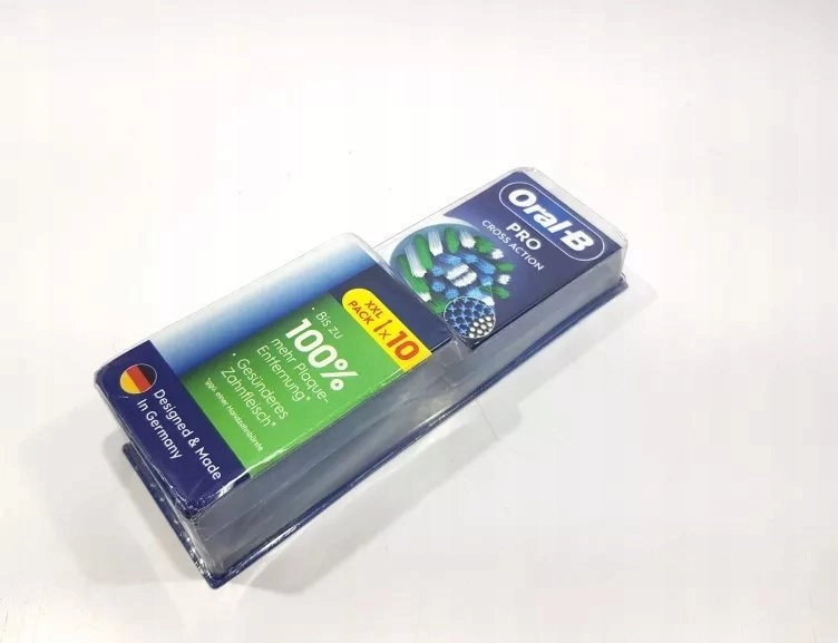 Oral-B Cross Action 4 pack Brush