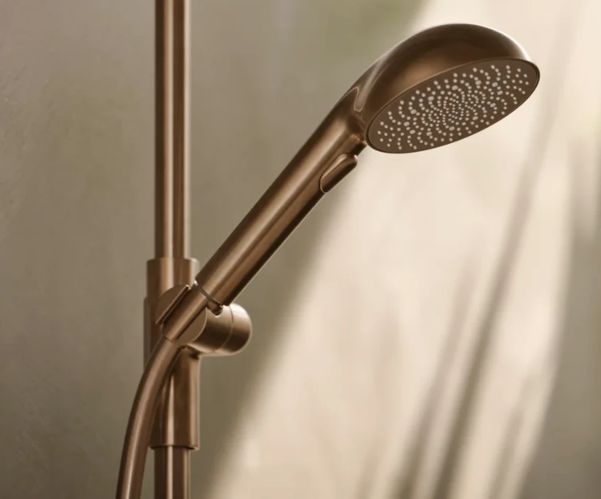 Thermostatic shower faucet with shower set