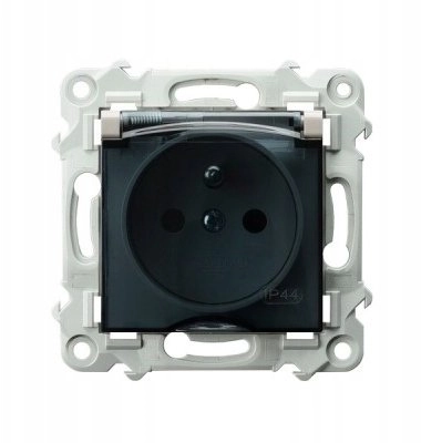 SAPPHIRE Splashproof socket with grounding IP-44