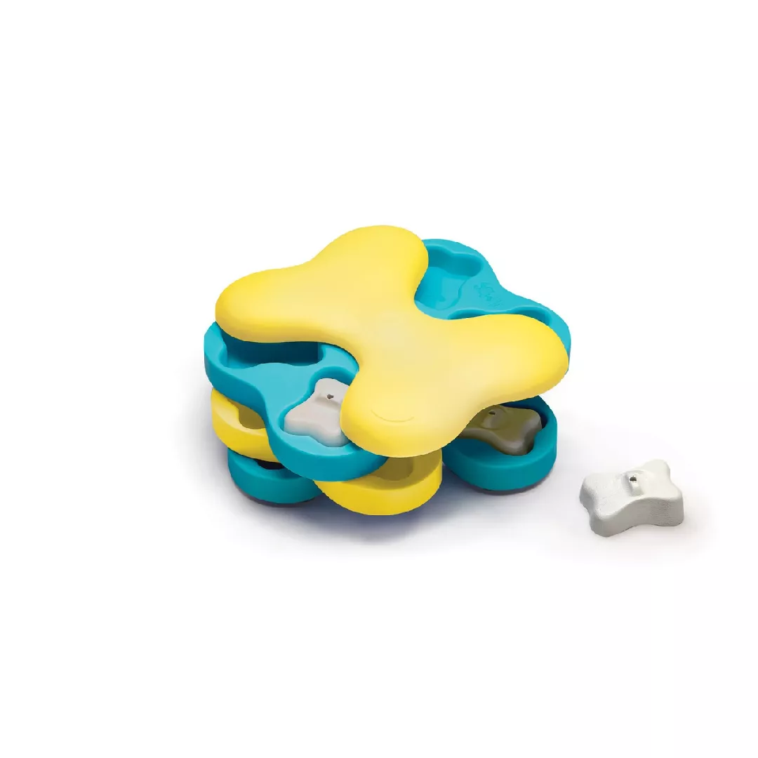 Outward Hound Dog Tornado Interactive Treat