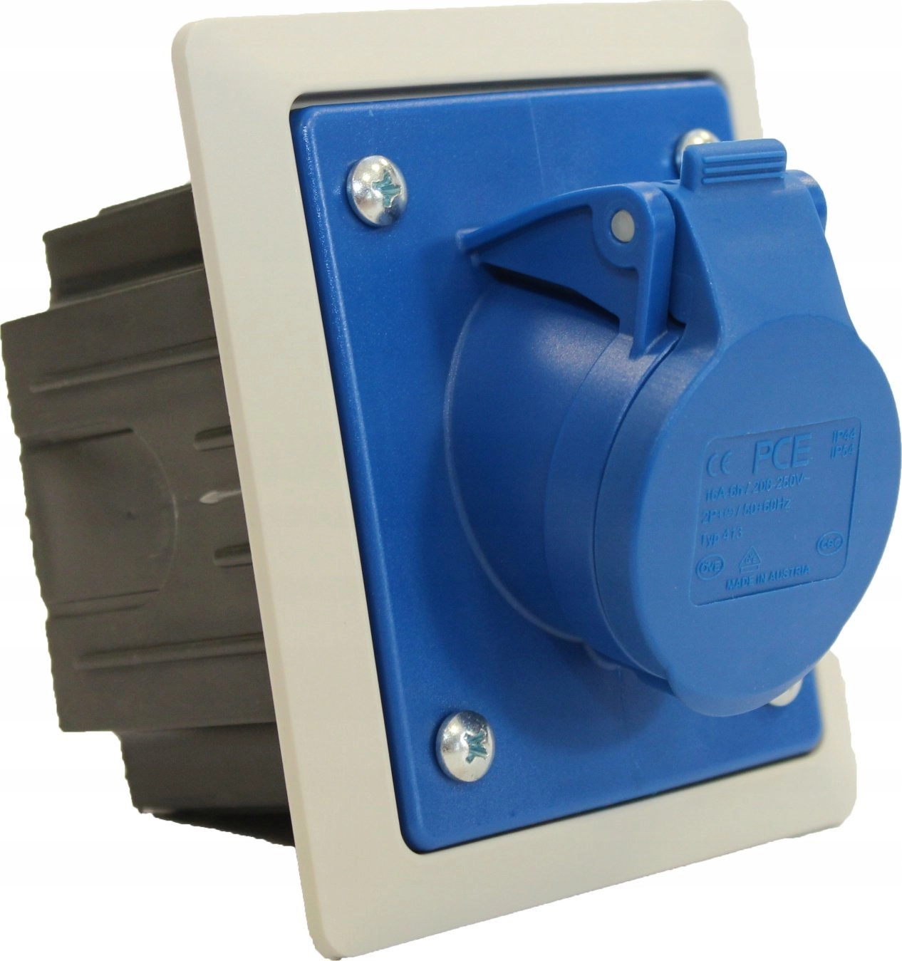 PCE Panel socket with box 16A