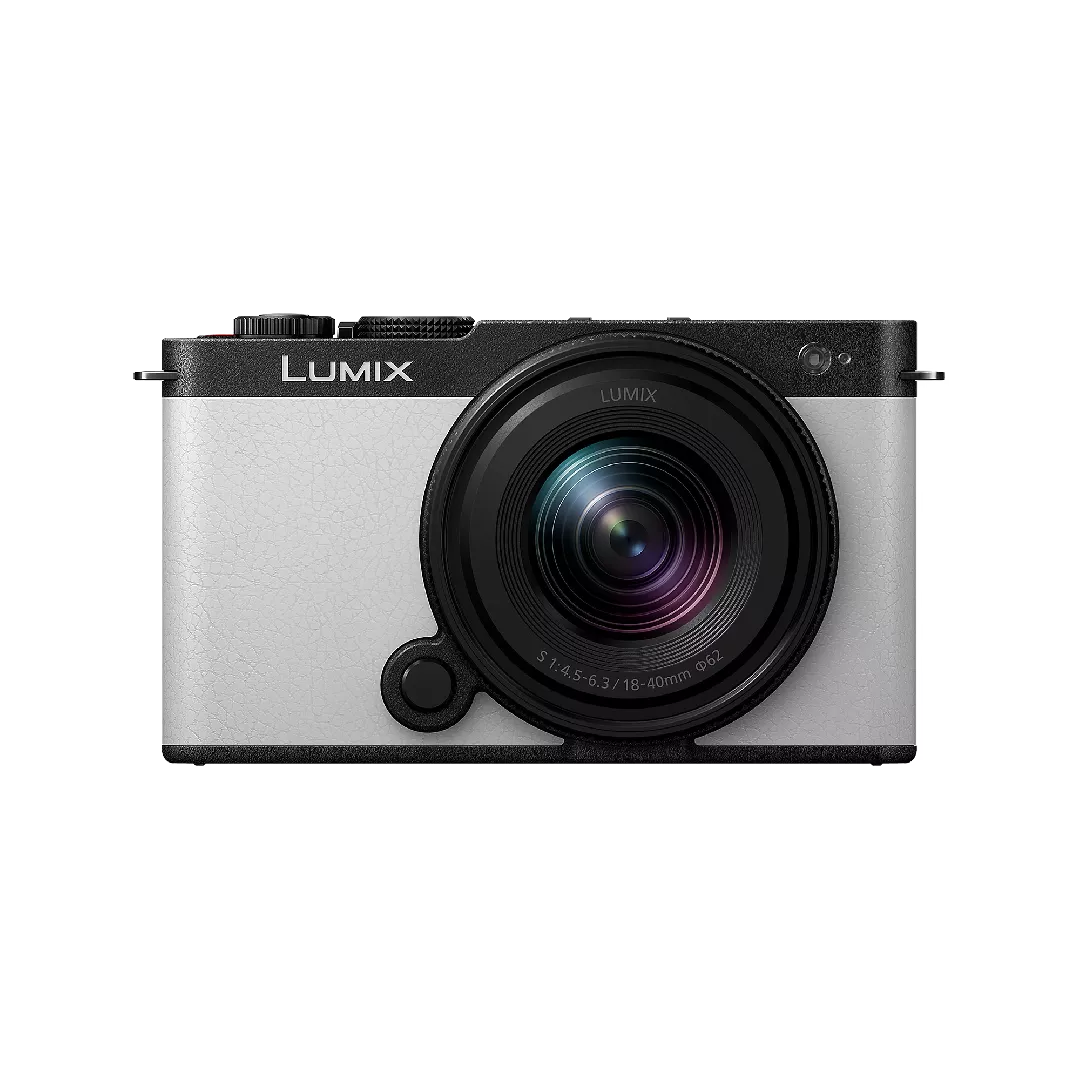 Panasonic Lumix S9 + S-R1840 Compact