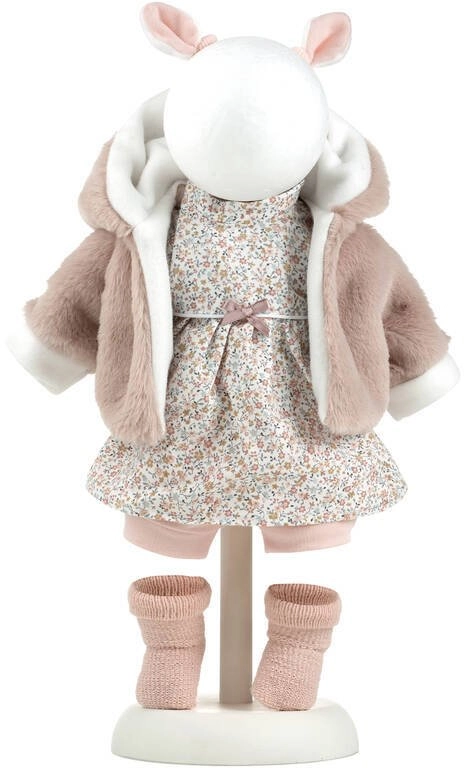 V9-42282 Clothes and accessories for a