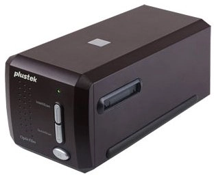 Plustek OpticFilm 8300i SE Film scanner