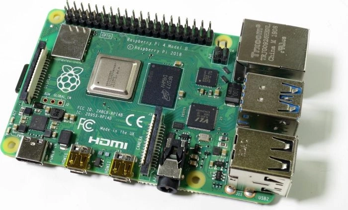 Raspberry Pi 4B 2 GB RAM