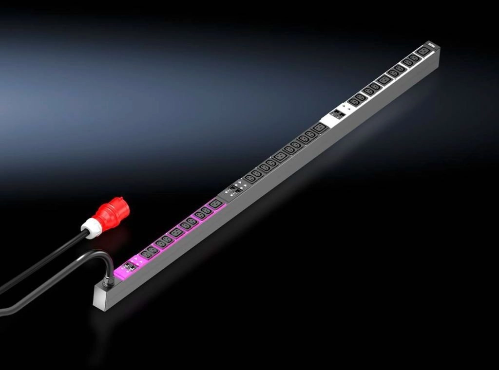 Rittal PDU basic 32A/3P CEE 24xC13+6xC19