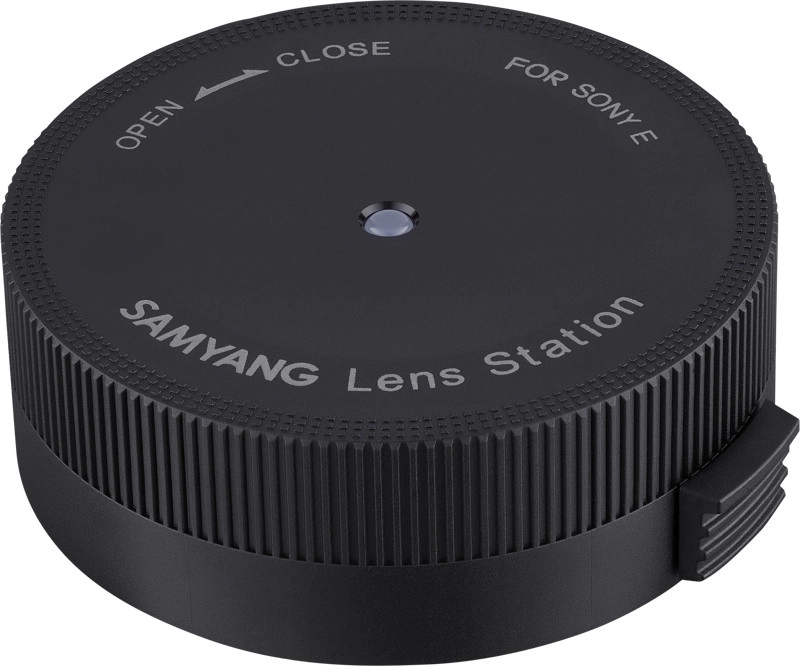 Samyang lens station for Canon RF