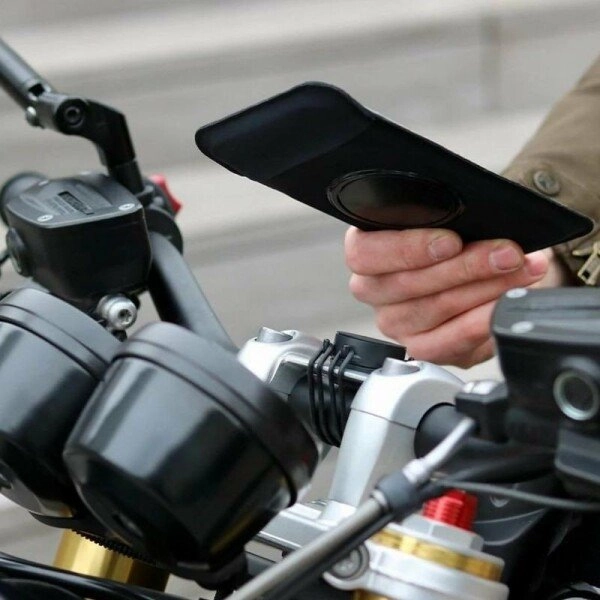 SHAPEHEART Magnetic phone holder for motorcycle