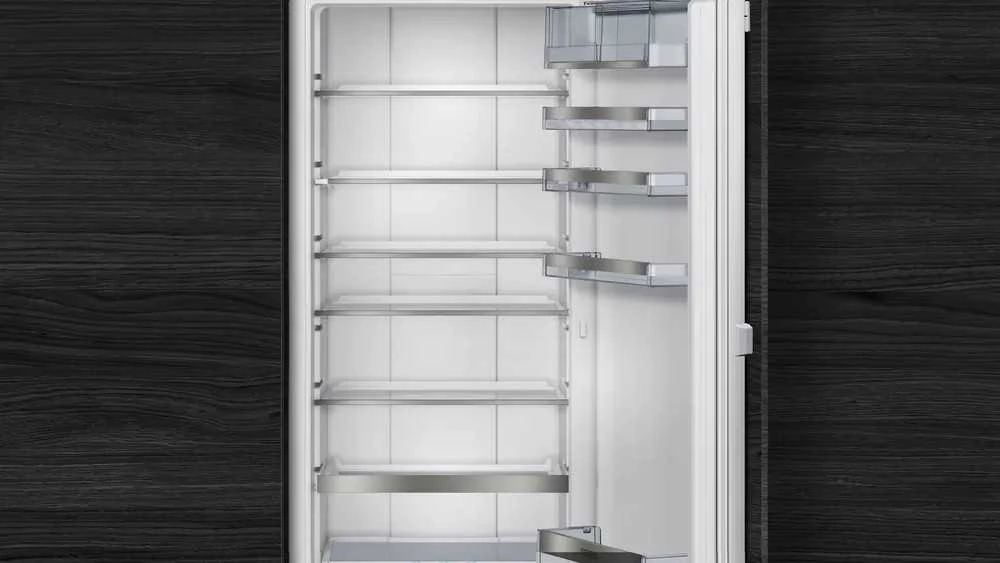 Siemens iQ700 KI81FPDE0 fridge Built-in 289