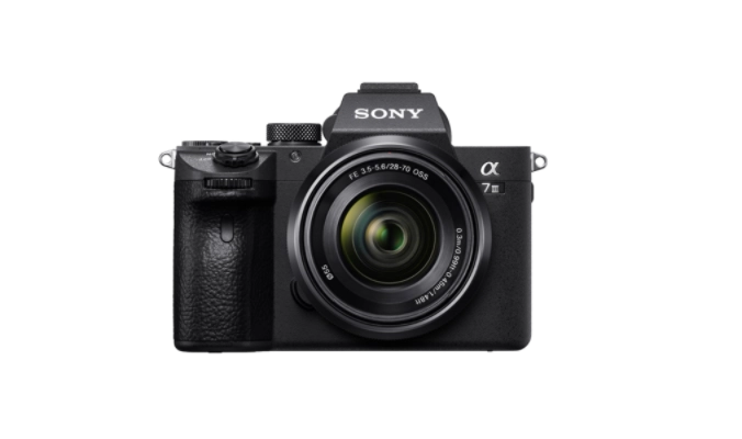 A7 III Black Kit 28-70mm (ILCE-7M3K)