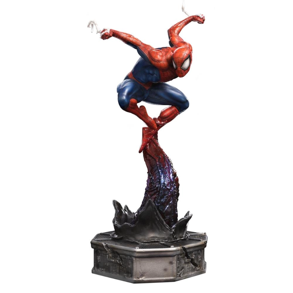 Spider-man vs Villains - Spider-Man Statue