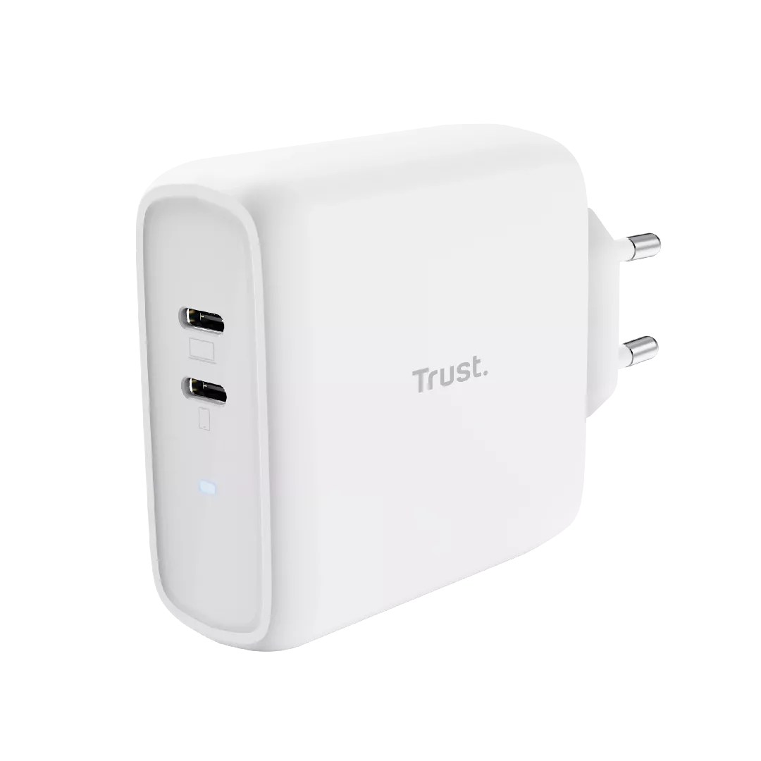 Trust Maxo Universal White AC Fast