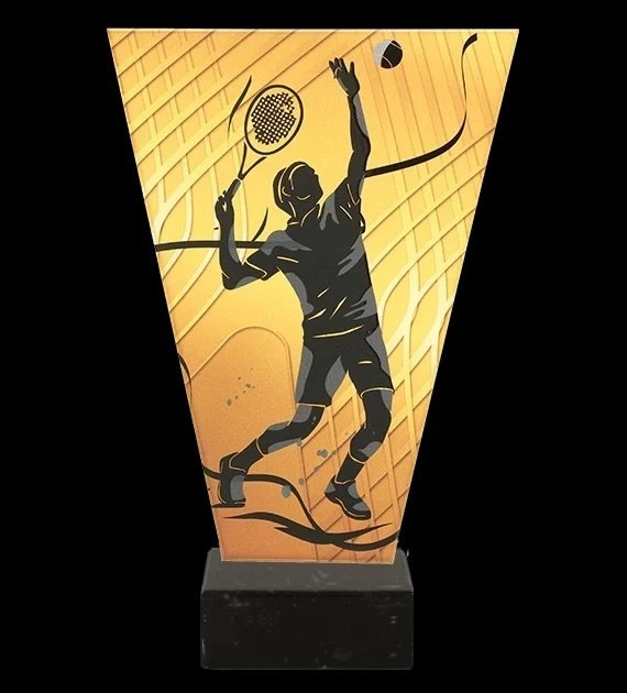 Victoria Sport Monochrome glass trophy on