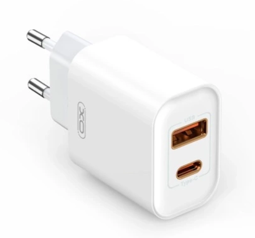 XO wall charger CE12 PD QC