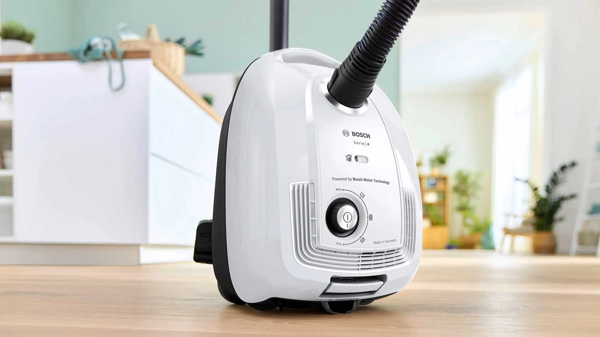 Bosch Serie 4 BGL38WH2 vacuum 4