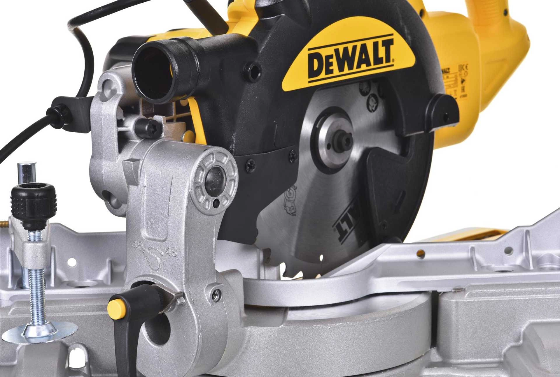 Dwalt DWS773 1300 In 216 mm