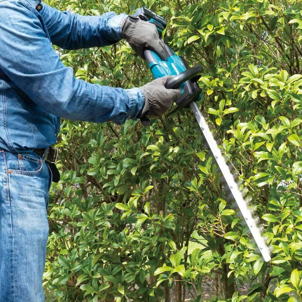 Makita DUH606Z power hedge trimmer Double