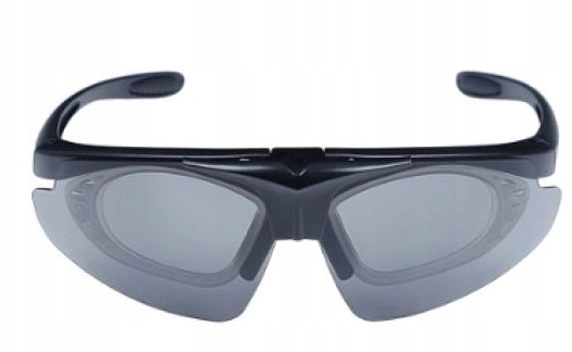 Photochromic cycling glasses with UV protection