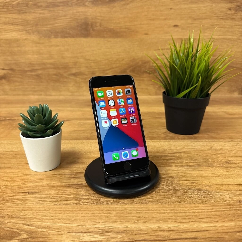 Grade B Apple iPhone SE (2022)
