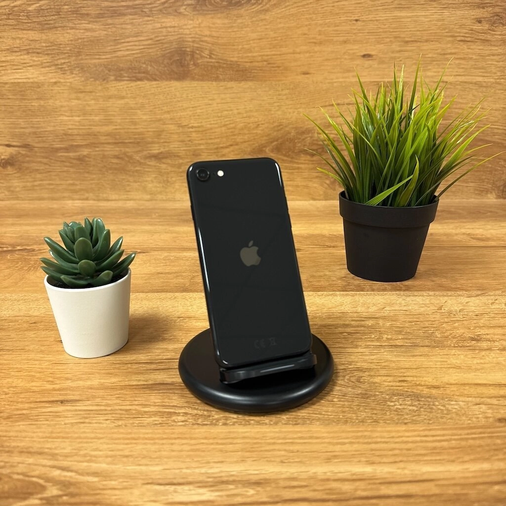 Grade C  Apple iPhone SE (2022)