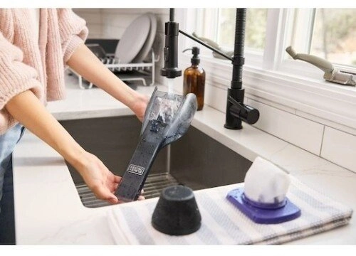 Black Decker DVD320BP handheld vacuum Bagless