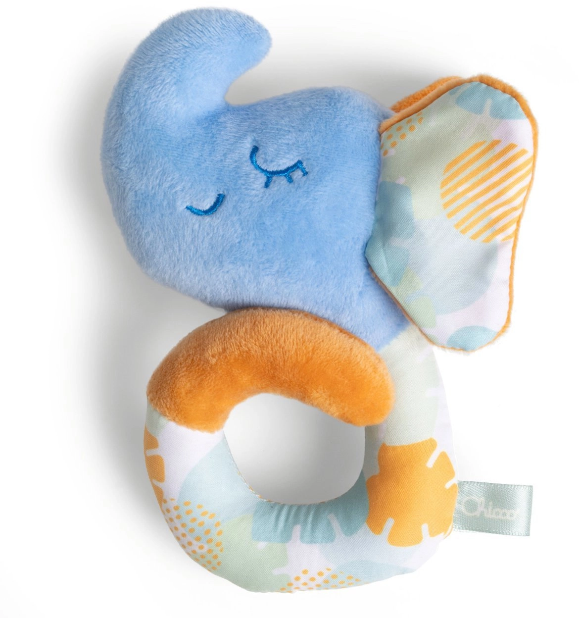A travel elephant rattle in the