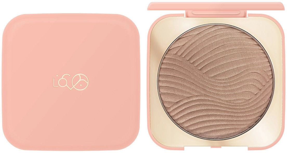 Clinique LOVRO_Afterlight Glow Bronzer illuminating face