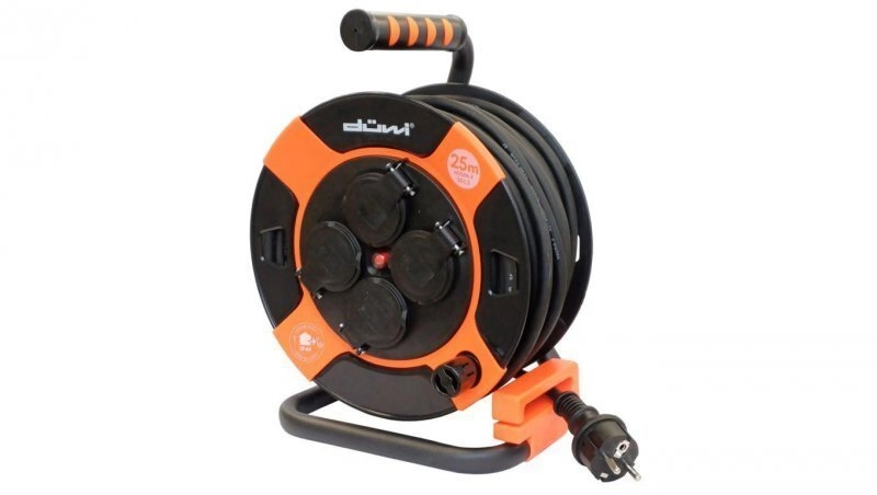 4-socket reel extension cable H05VV-F3G1.5