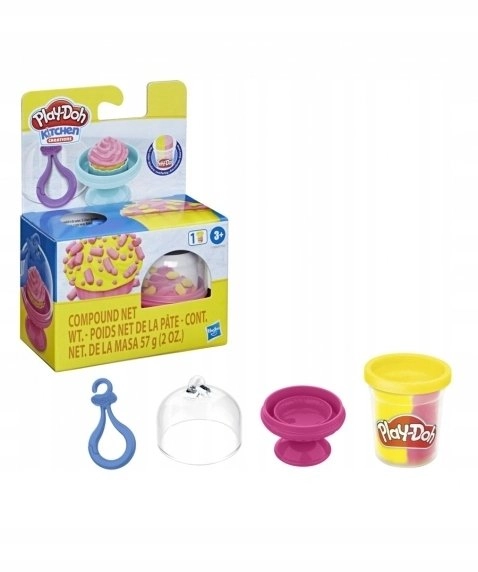 Play Doh cupcakes and macarons (