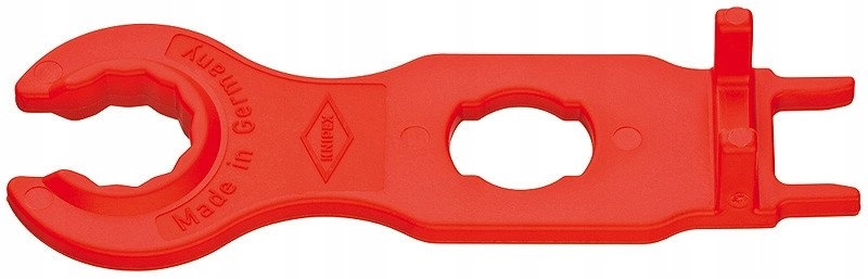 Tool set with solar module for