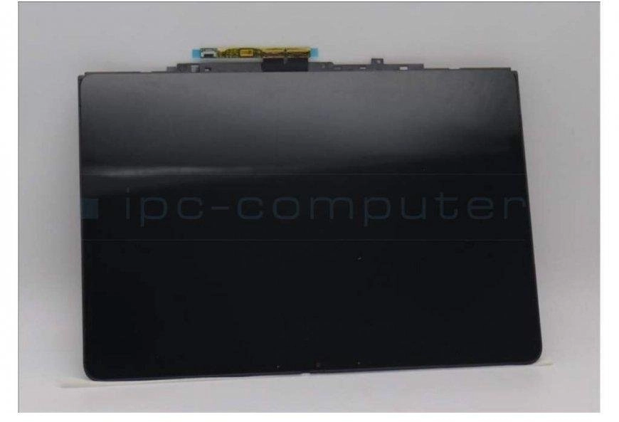 15.6-inch Full HD LCD panel