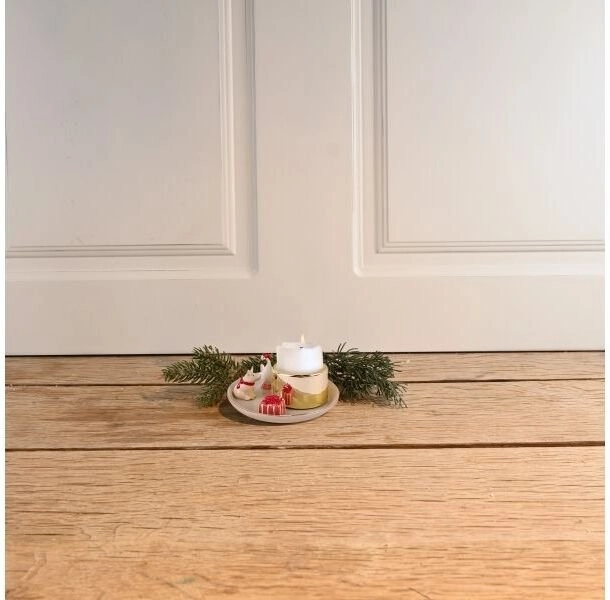 Det Gamle Apotek Calender candle holder