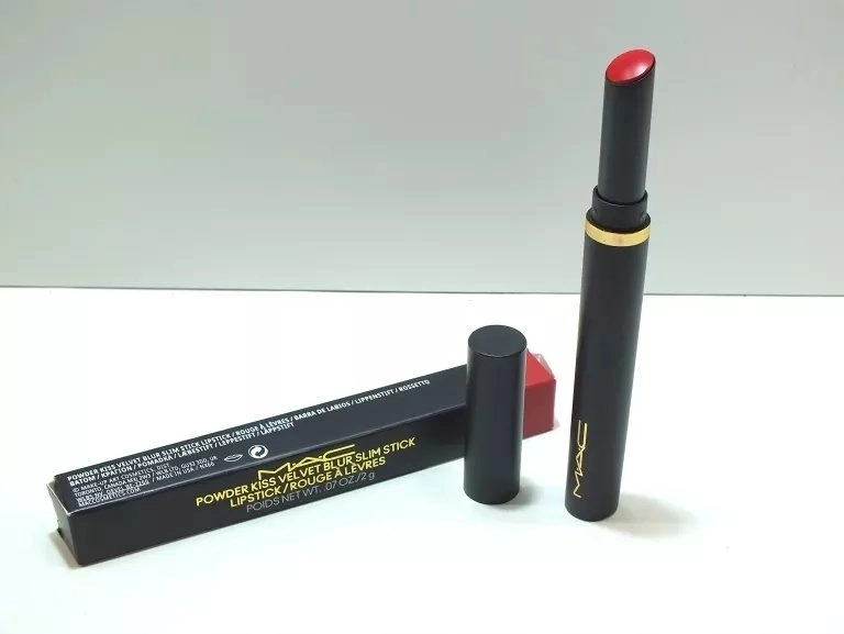 MAC Powder Kiss Velvet Blur Cream