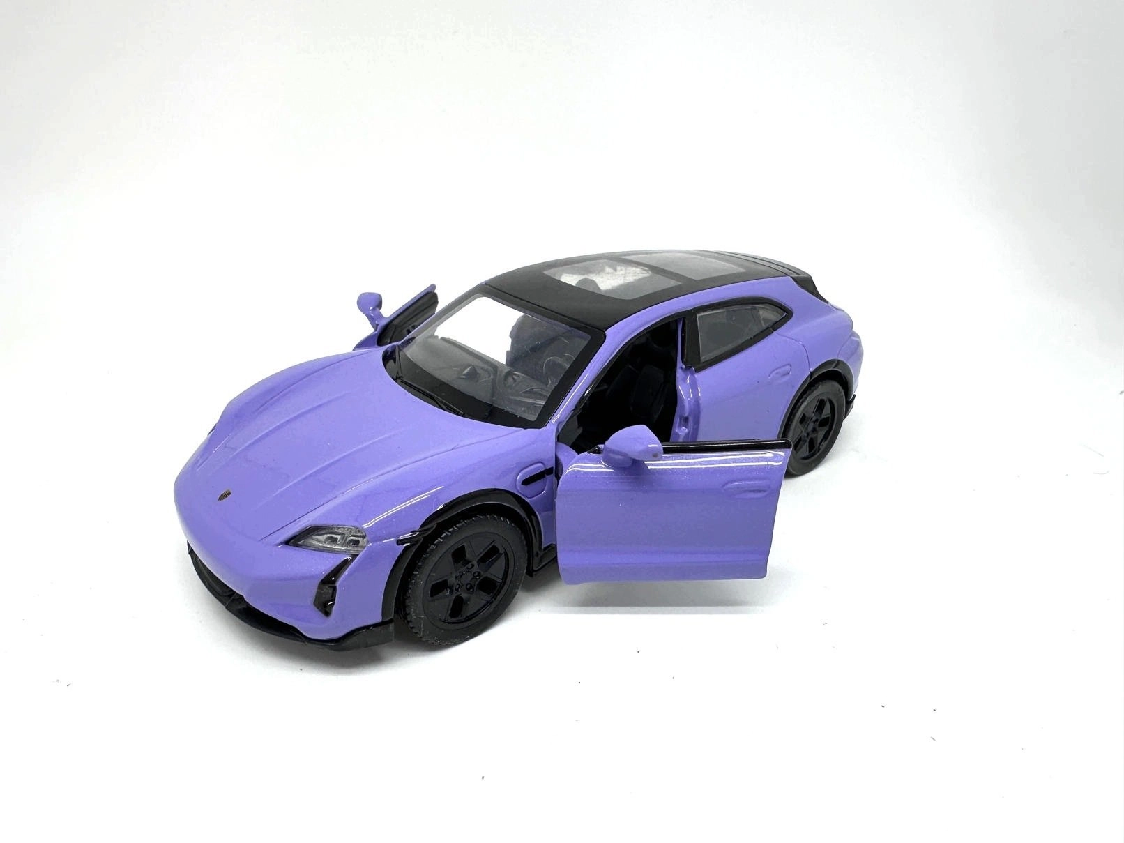 Pulio MSZ elektr.model PorscheTaycan TurboS