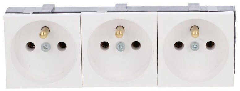 Triple modular socket without lock white