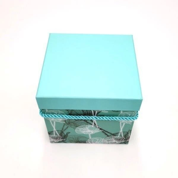 Gift box FLOWERS 4 colors 22
